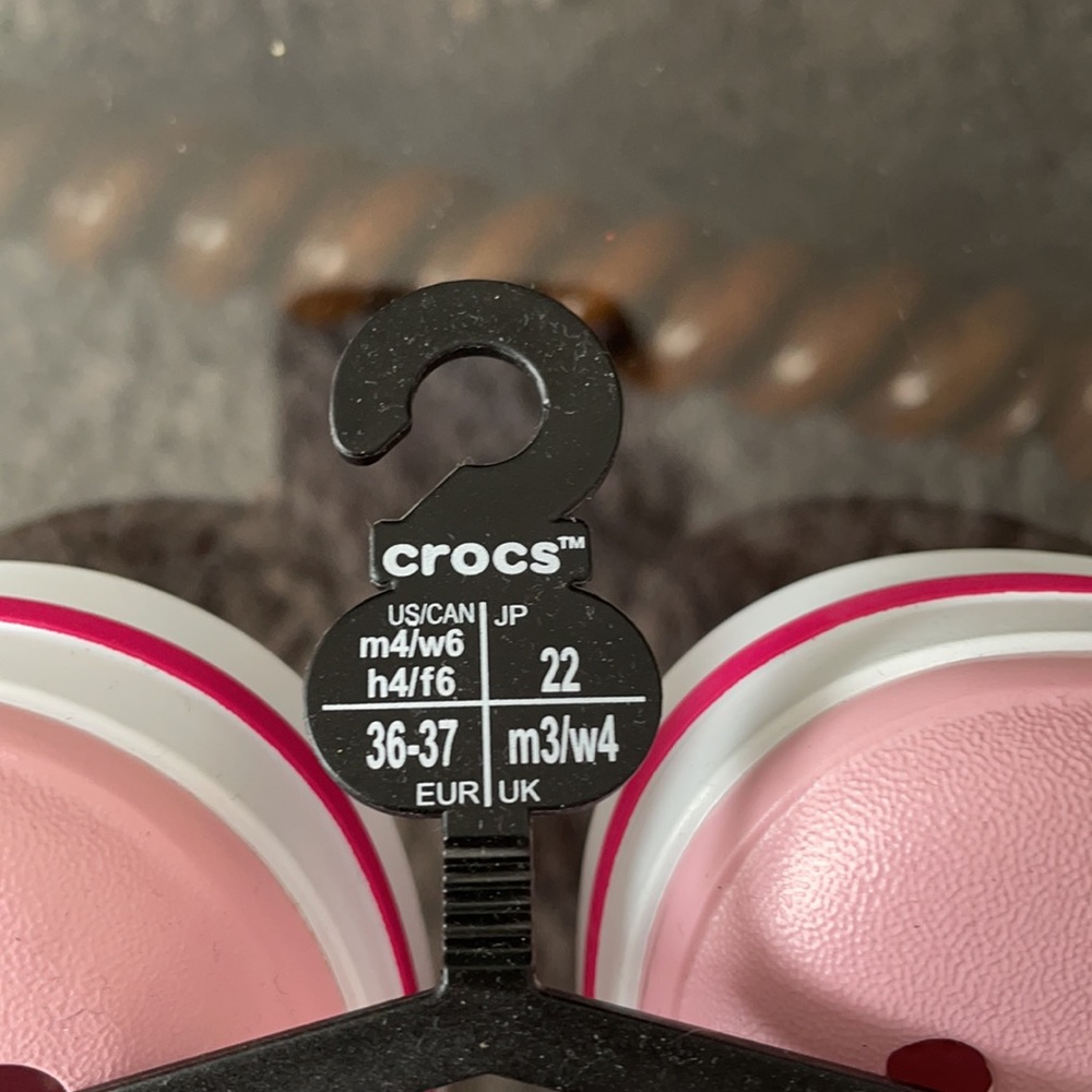 Crocs - Picture 3 of 5